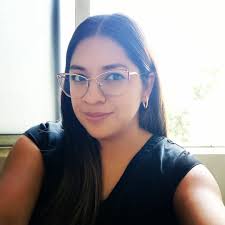 El día que aprenda a lavar los platos sin mojarme la panza, avanzaré como  persona