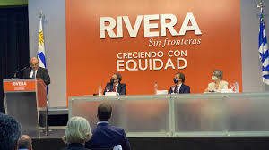 Most of the inhabitants of brazil are concentrated along the eastern seaboard, although its capital, brasília, is located far inland and increasing numbers of migrants are moving to the interior.rio de janeiro, in the eyes of many of the world, continues to be the preeminent icon of. Brazilians With Uruguayan Citizenship Receive Vaccines