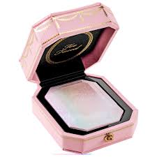 Come watch my first impression, real time use, and review on the too faced diamond light highlighter in diamond fire. Amazon Com Too Faced Diamond Light Multi Use Diamond Fire Highlighter Beauty Personal Care