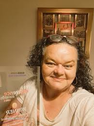 Hand Made With Love and Making Memories CIC (@HMWLMM)