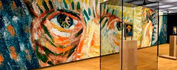 Van gogh, maneja hábilmente la perspectiva, para llevar la mirada del espectador hasta los montes del fondo y el cielo azul. Museu Van Gogh Em Amsterda Guia Completo A Camminare