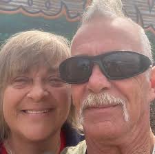 Are there public pools in Carolina Beach?