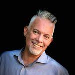 Dan Melillo's Instagram, Twitter & Facebook