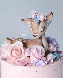 fashion selection auf instagram cute cake 1 9 caramel patisserie bambi cake girl cakes birthday cake girls