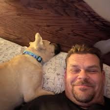 What are good inexpensive petri dish options for small-scale mushroom  growing?