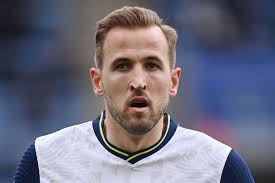 Harry jamal kane was born in leytonstone, london. Tottenham Chairman Levy Warns Kane He Will Do What S Best For Club As Striker Eyes Exit Goal Com