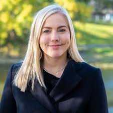 Mari Holm Lønseth (@MariLonseth)