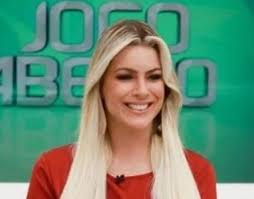 Em 12 anos de jogo aberto, renata fan já dançou algumas vezes, inclusive em cima da mesa. Jogo Aberto Com Renata Fan Deve Perder Espaco Na Band Bastidores O Planeta Tv