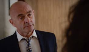 Un si grand soleil (Spoilers) : Bernier est interpellé, Alain se ...