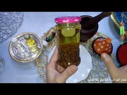 صنع زيت الحلبة الطريقة الصحيحة للتكبير والنفخ والشعر المجعد والتساقط للتسمين وعدة وصفات خطيرة Youtube Zits Hair Styles
