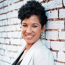 Carissa Benjamin's Instagram, Twitter & Facebook