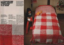 Tricots Et Cuisine De 100 Idees La Couverture Bonne Humeur A Tricoter A La Main Tricot Couverture Tricotee Couverture Carre