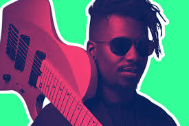 Here's Tom DeLonge's New Customized Fender Starcaster...