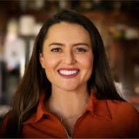 Whitney Loy's Instagram, Twitter & Facebook