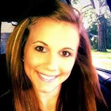 Alicia Mummert's Instagram, Twitter & Facebook