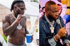 Two controversial nigerian musicians, davido and burna boy physically exchange bawl as they clashed at a night club in accra in ghana. Jayhfv4mliz8em
