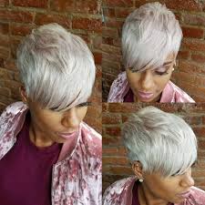 Paradossalmente ogni taglio è giusto per il biondo platino. Top 50 Tagli Pixie Con Frangia Per Capelli Corti 2022 Capellidistile It