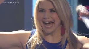 Ich geh heut´ nacht aus, endlich wieder tanzen gehn. Schweiz Beatrice Egli Gewinnt Deutschland Sucht Den Superstar Glanz Gloria Srf