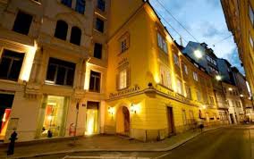 Ferienhäuser mit pool in wien (innere stadt) pensionen in wien (innere stadt) urlaub mit hund in wien (innere stadt) Ferienwohnungen Und Apartments In Wien Innere Stadt Gunstig Buchen 9flats