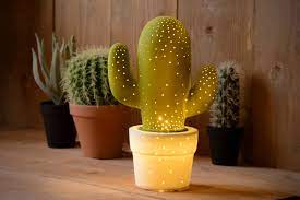 Cactus table owes its iconicity to the combination of geometry and the innovation of the materials used for both versions. Cactus Table Lamp O 20 Cm 1xe14 Green