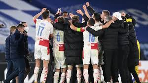 Der sportovní klub slavia praha, kurz sk slavia praha und im deutschen sprachraum allgemein bekannt als slavia prag, ist ein traditionsreicher sportklub aus der tschechischen hauptstadt prag. Leicester City 0 2 Slavia Prague 0 2 Agg Foxes Crash Out Of Europa League