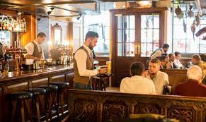 (good if you're with a group of friends) large car park and garden make it a very pleasurable place to go without the hassle of fighting for car parking spaces or seating. The White Swan Fetter Lane London Pub Reviews Designmynight