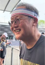 6000 people, 0 labels. Because every person's potential is unlimited-no  matter who you are or where you come from. Drop the Label, See the People!  Let's be the society that lifts everyone up. 💪✨