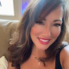 HOLIDAY SERIES: Herby Butter Baked Saltine Crackers 🎄🍞 The holidays are  what I live for!! So happy that it's my favorite time of year