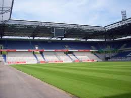 Schloss heltorf an der stadtgrenze zwischen duisburg und düsseldorf ist der erste klassizistische bau des rheinlandes in der zeit nach napoleon. Schauinsland Reisen Arena Duisburg Duisburg Architektur Baukunst Nrw