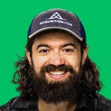 Stacey Cottle's Instagram, Twitter & Facebook