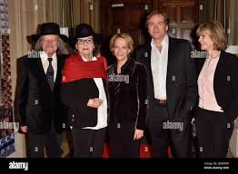 Andre Chapelle, Nana Mouskouri, Frederique Bredin, Didier Van Cauwelaert,  Francoise Dorner assistent a la soirée en hommage a Jean-Claude Brialy au  Centre National du Cinema et de lImage Animee (CNC) a Paris,