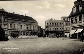 Die umgebung der lutherstädte eisleben und mansfeld bietet zahlreiche tagesausflüge wie wanderungen im südharz, besuche der fachwerkstadt stolberg und der. Ak Lutherstadt Eisleben In Sachsen Anhalt Plan Kaffee Konditorei Krawczyk Nr 10265514 Oldthing Ansichtskarten Postleitzahl 01 09