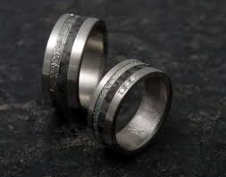 Position libellé produit prix catégorie couleur produit vendu en ligne. Alliances De Mariage En Titane Cbijoux Creation De Bijoux Contemporains Suisse Bijoux Contemporains Alliance Mariage Bijoux