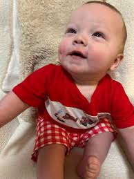 The cutest little shirts! 🎄