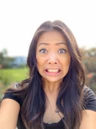 💜💙💚💛🧡❤️ I've been running away from my calling. 😱😱😱 Perhaps because  when I look at what will actually move me forward it's likely going to be  really friggn painful. I've been called