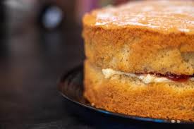 To make a sponge cake, you need: What S The Difference Between Sponge Genoise And Chiffon Cakes Delishably