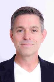 Cast & Crew for Binnelanders Season 16