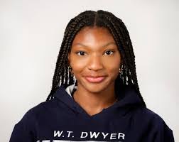 Angelina Belanger's Instagram, Twitter & Facebook