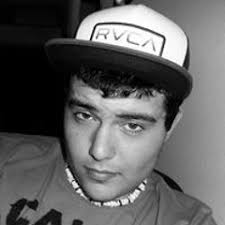 Stream Eli Gomes music