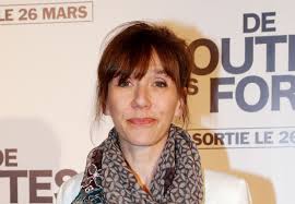 Une femme de footballeur engage un tueur à gage après la demande de divorce de son mari. Virginie Lemoine La Biographie De Virginie Lemoine Avec Gala Fr