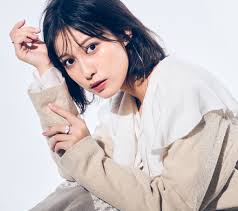 兵庫県神戸市 フラワーアレンジメント アクセサリー・雑貨の制作販売 ブリザーブドフラワー アートフラワー アトリエ ルナ・ロッサ 代表 高鴨ひとみ