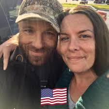 Hello. Is this a hen or rooster? Born 2/3/25