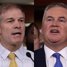 Jordan Comer's Instagram, Twitter & Facebook