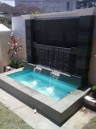 Hanya saja ukuran ikan komet tidak bisa menyamai ikan koi yang bisa bertumbuh hingga ukuran 90cm lebih. Kolam Ikan Hias Taman Medan Jasa 535911728