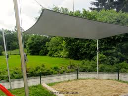 Gerade wenn man über einen garten verfügen kann, hat der eigene sandkasten einige vorteile. Sonnensegel Fur Kindergarten Kita Von Pina Design