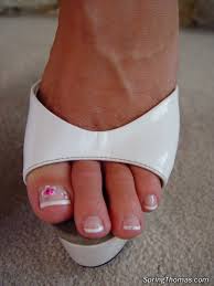 Spring Thomass Feet << wikiFeet X