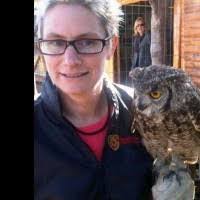 Suzanne Barlow's Instagram, Twitter & Facebook