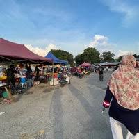 Masuk kiri menghala ke paya jaras hilir. Pasar Malam Kg Melayu Sungai Buloh Selangor