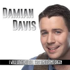 Damian Davis's Instagram, Twitter & Facebook