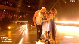 The competition rules are similar to those of the original british version. Danse Avec Les Stars L Emotion De Camille Combal Apres La Performance D Une Danseuse La Roche Sur Yon Maville Com
